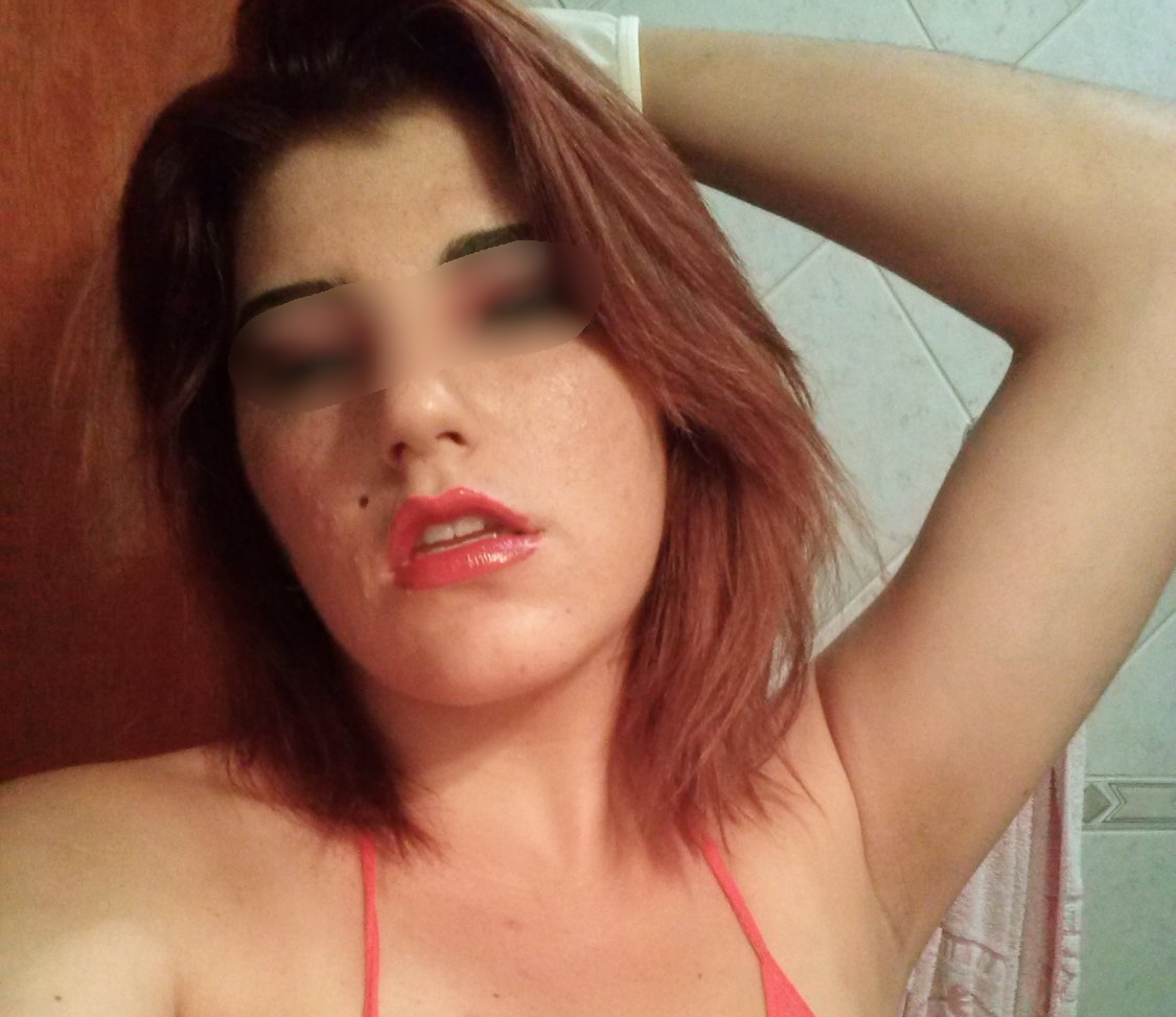 Red webslut get leaked