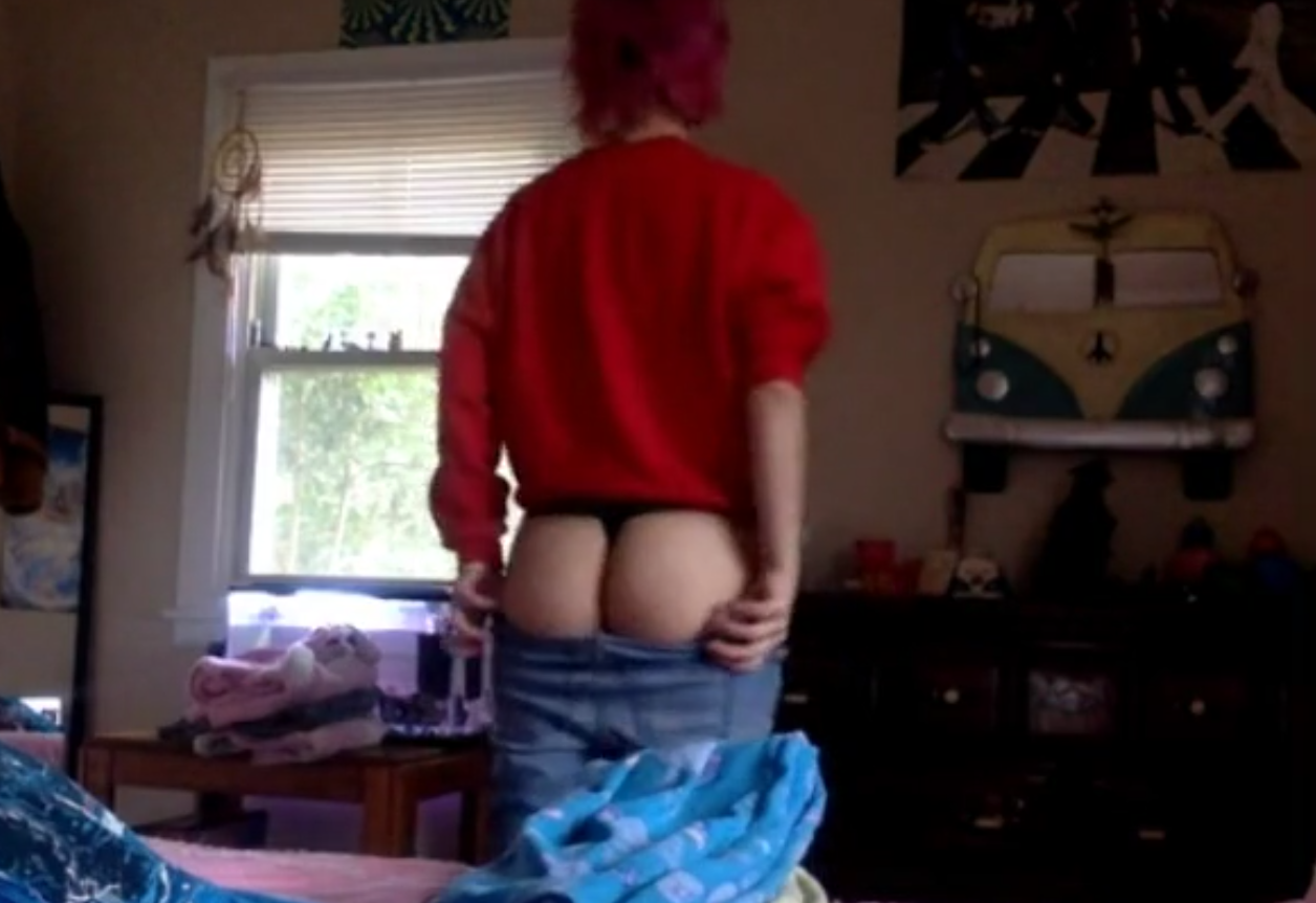 Omegle emo show me her ass