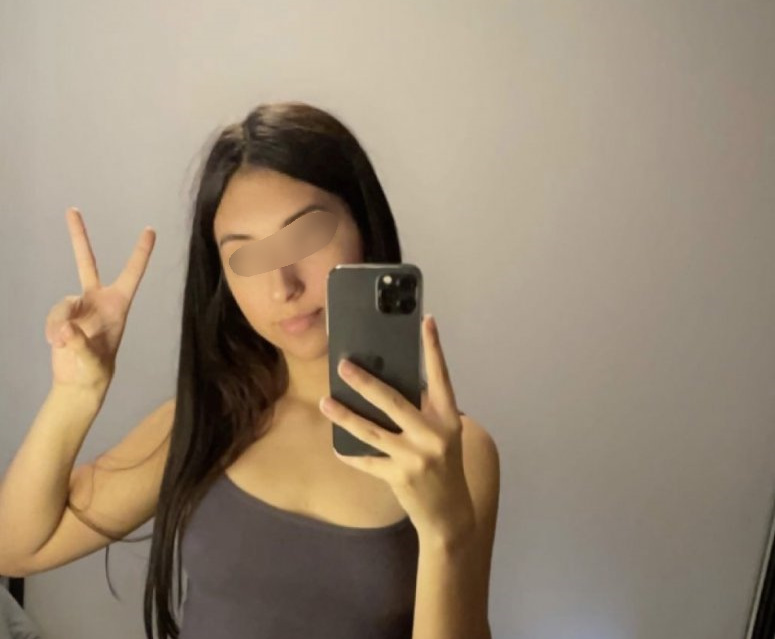 Exposing my beautiful girlfriend