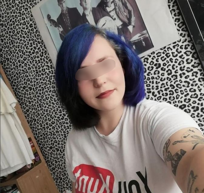 Non Binary slave slut