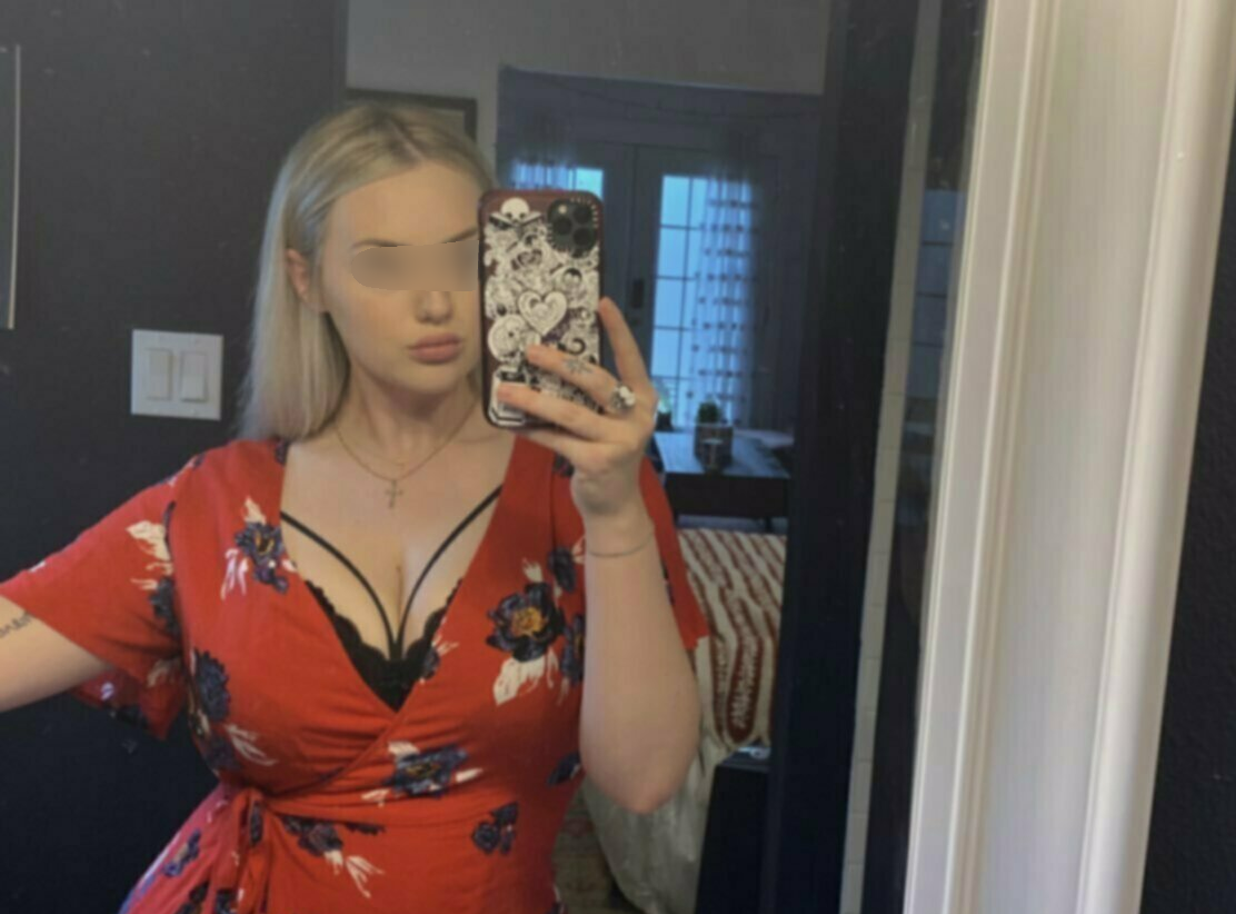 Massive tits exposed